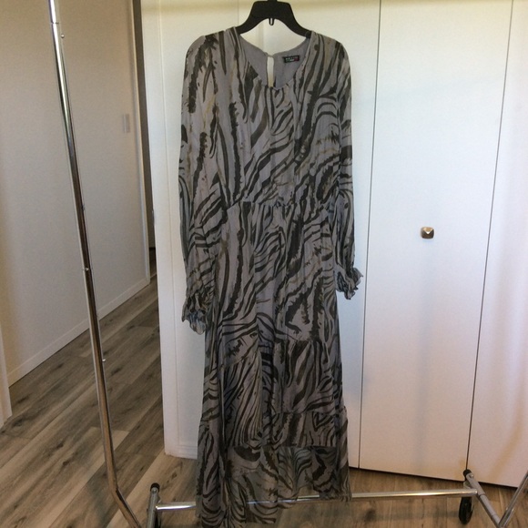 Silk Dress made in Italy - unbranded - Picture 1 of 7